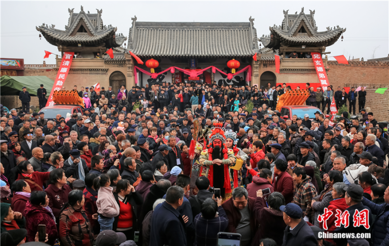 政治交接主题教育·典型在身边 | “中国晋剧活关公”武凌云：让传统戏曲